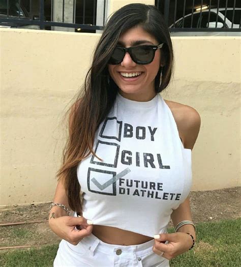 mia khalifa de lingerie|mia khalifa Search